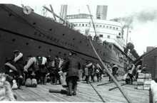 Canadian soldiers boarding the Empress of Russia
